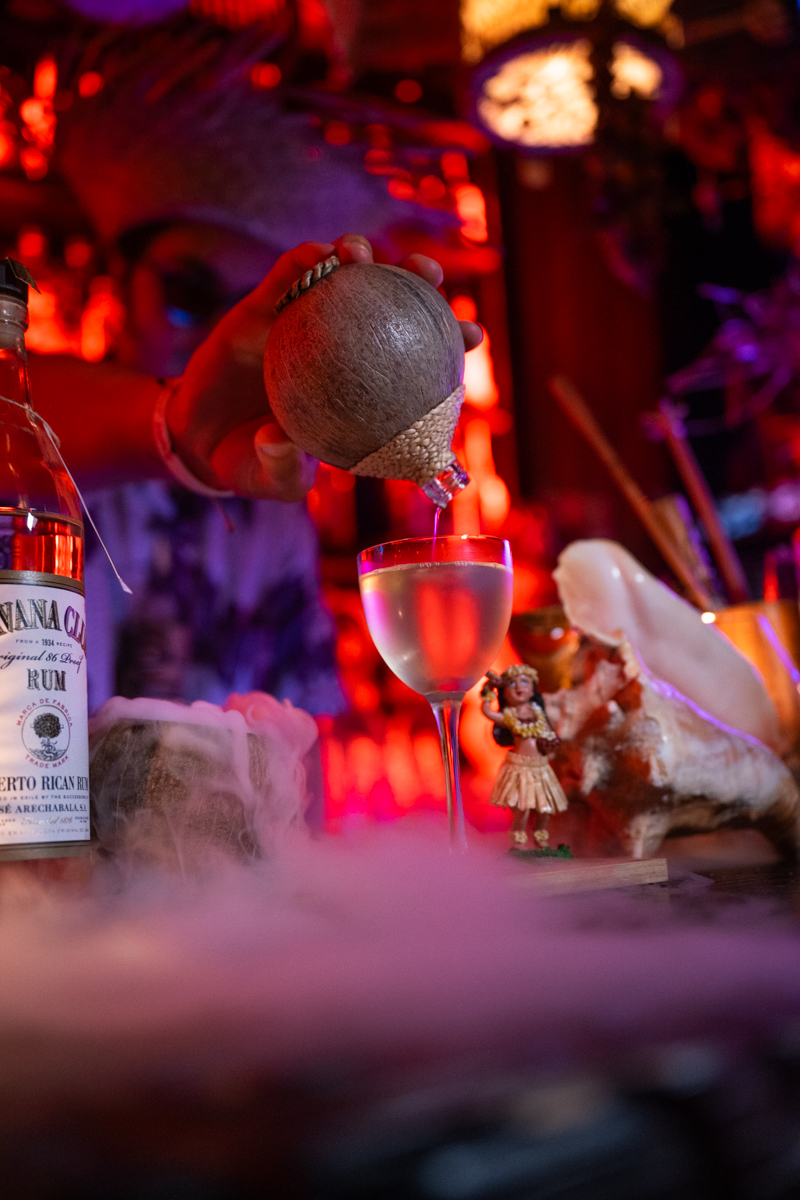 Coconut pour over smoking cocktail